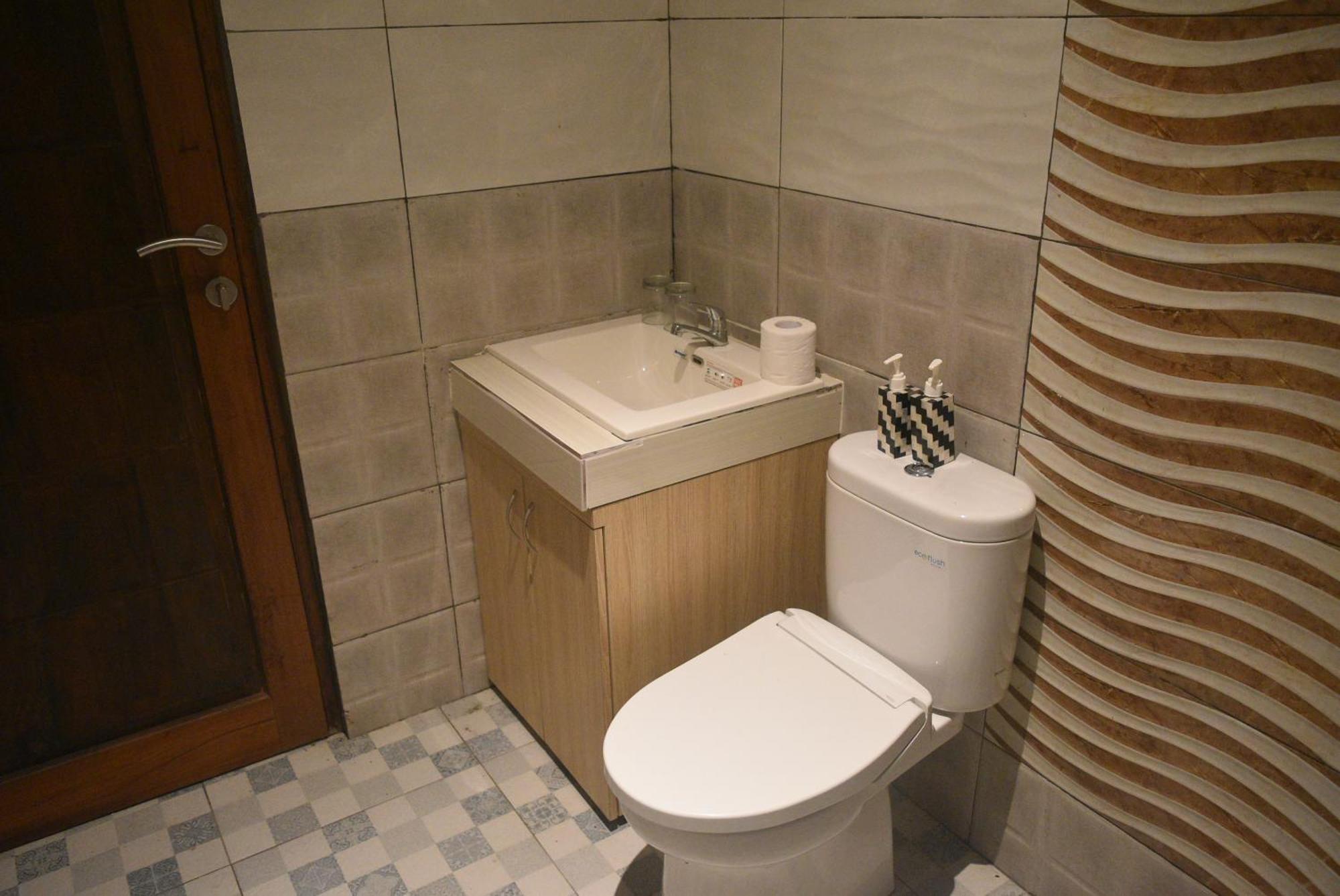 Ketut Joglo Guest House Nusa Dua  Kültér fotó