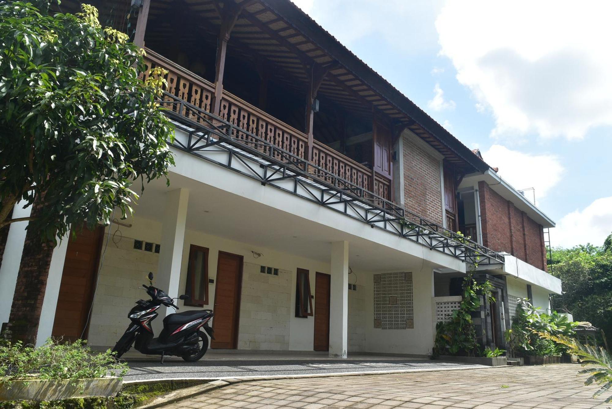 Ketut Joglo Guest House Nusa Dua  Kültér fotó