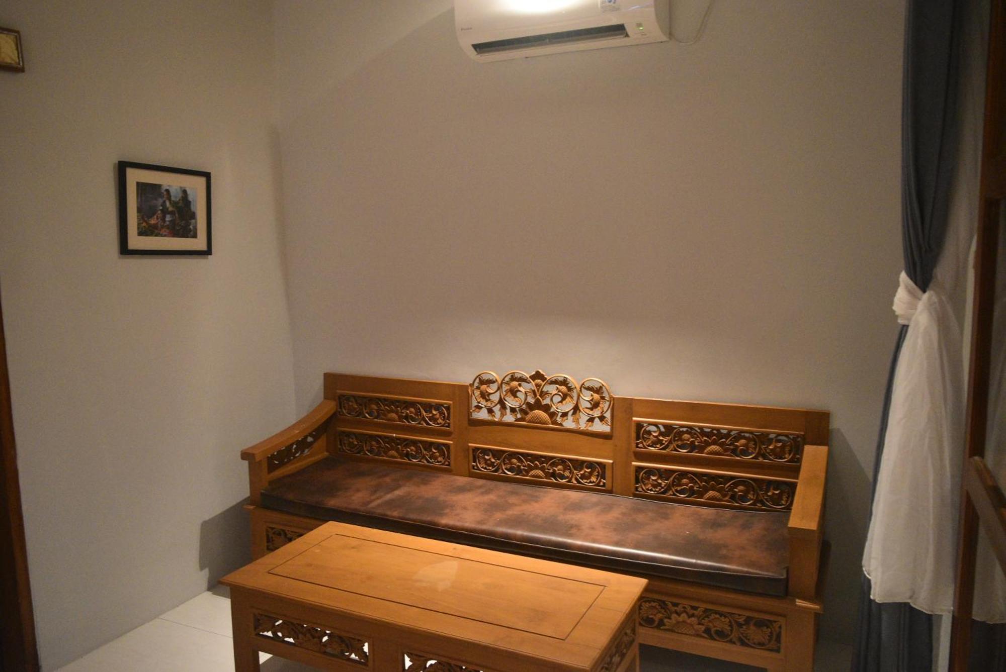 Ketut Joglo Guest House Nusa Dua  Kültér fotó
